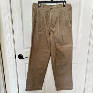 Men's Khaki Covington Pleated Corduroy Pants 34 X 32 / 100% Cotton